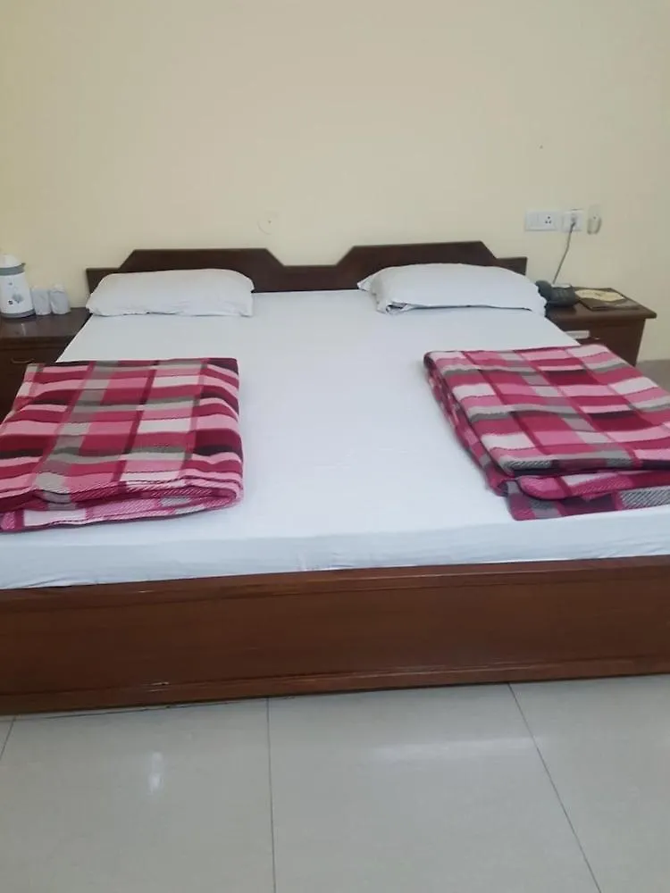 Hotel Park Inn Chandigarh 3*,